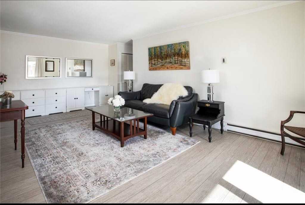 23 Bullocks Point Avenue, Unit 2C - Photo 3 of 23