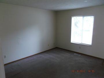 82 Rawlings St SW - Photo 3 of 10