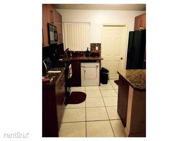 Chabad of Coral Springs - Photo 2 of 7