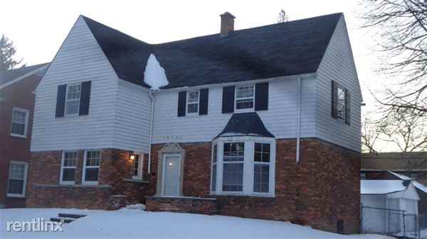 METRO DETROIT SECTION 8 HOMES FOR RENT 99.00 SECURITY DEPOSIT, Detroit