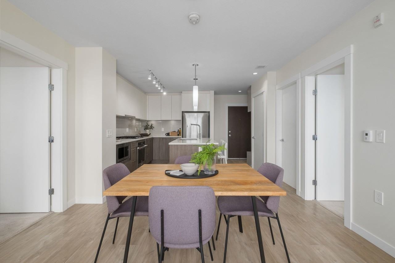 625 East 3rd Street #G1 - Photo 3 of 48