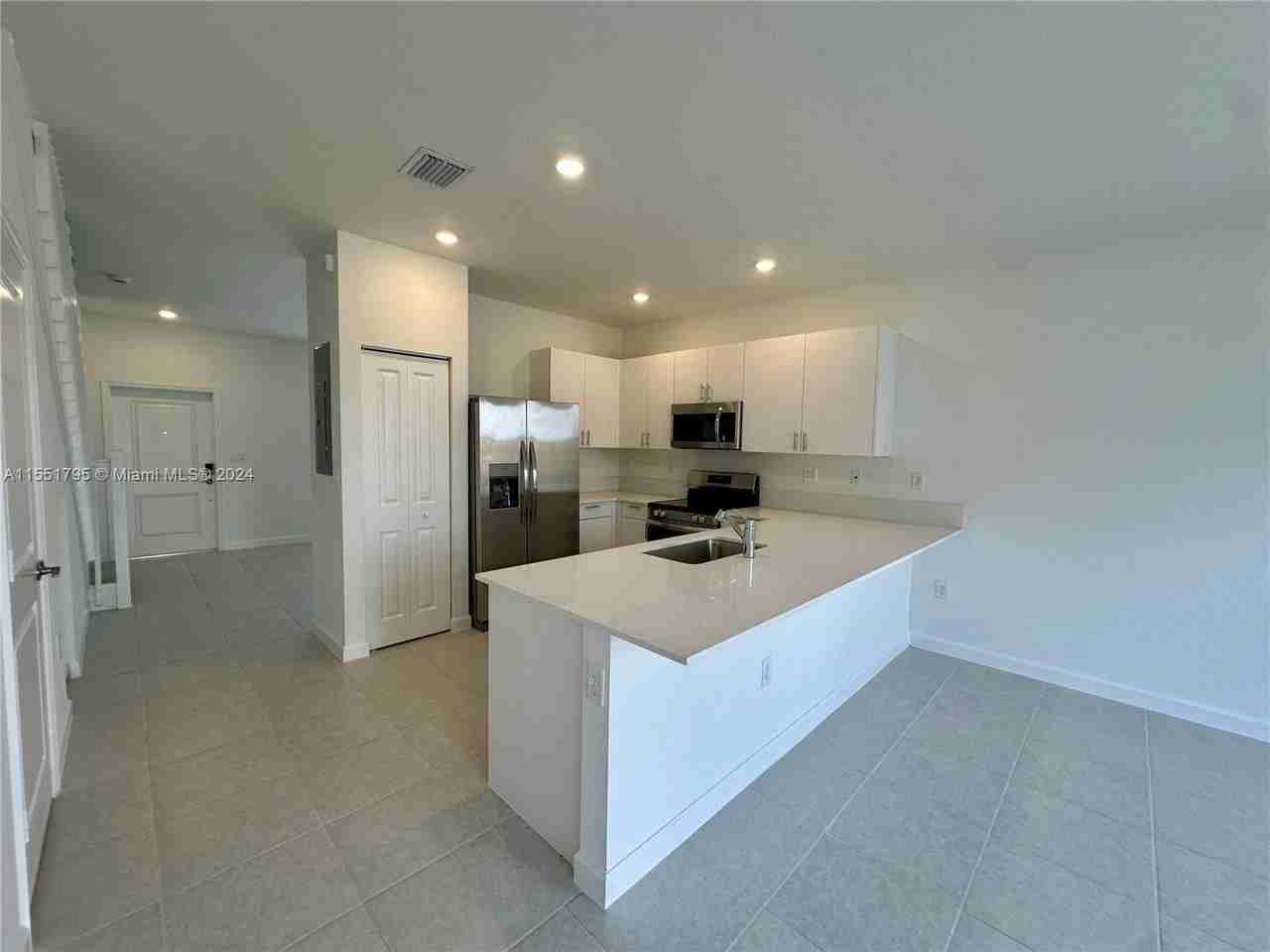 29229 Sw 162nd Ct - Photo 3 of 3