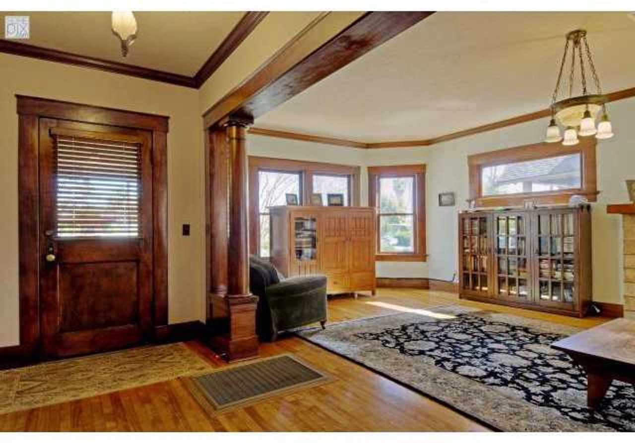1344 Granada Ave - Photo 3 of 19