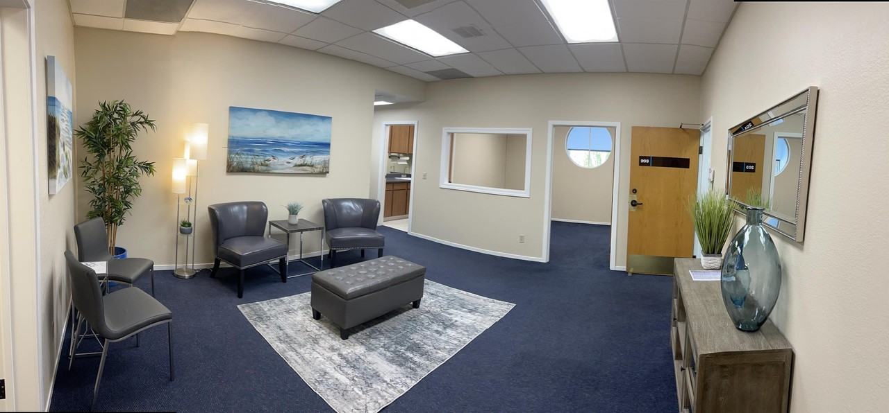 30 E San Joaquin St #203B - Photo 4 of 10