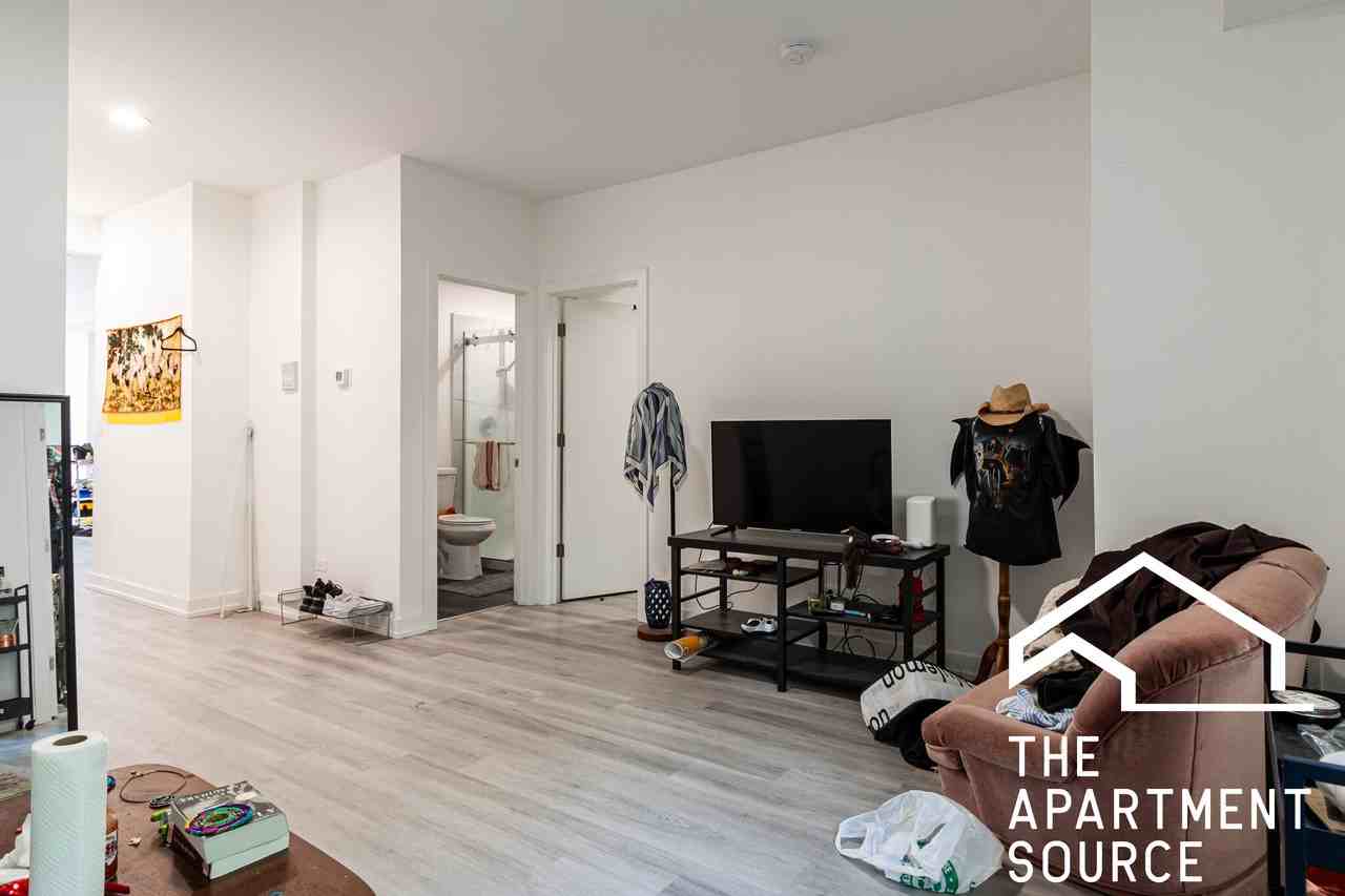 4937 N Saint Louis Ave #2S - Photo 7 of 18
