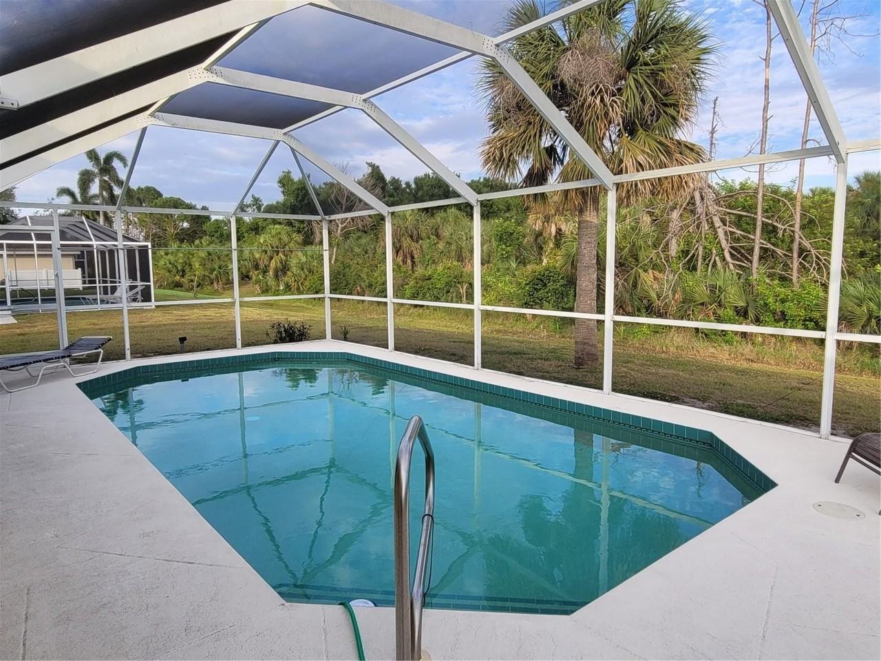 72 Long Meadow Ct - Photo 2 of 30