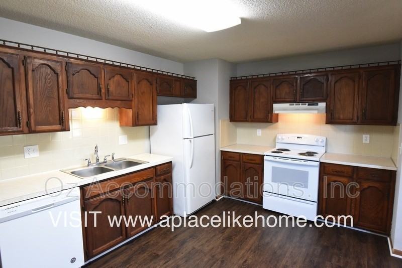 117 Se Greystone Dr - Photo 6 of 12