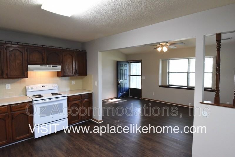 117 Se Greystone Dr - Photo 7 of 12