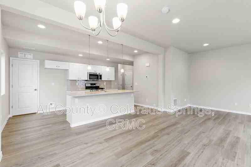 6106 Venado Grv - Photo 3 of 23
