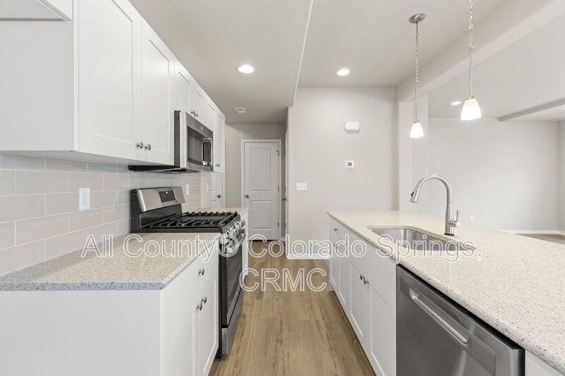 6106 Venado Grv - Photo 6 of 23