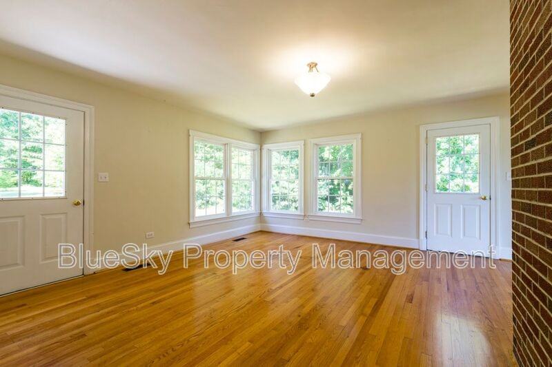 80 Angie Pl - Photo 3 of 15