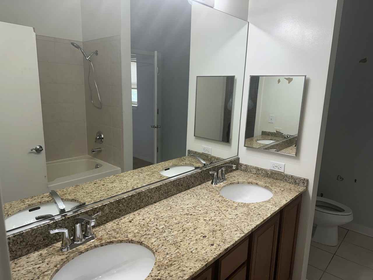 4114 S Drexel Blvd #3rdFL - Photo 5 of 11
