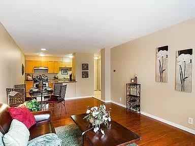 2500 S York St #201 - Photo 4 of 14