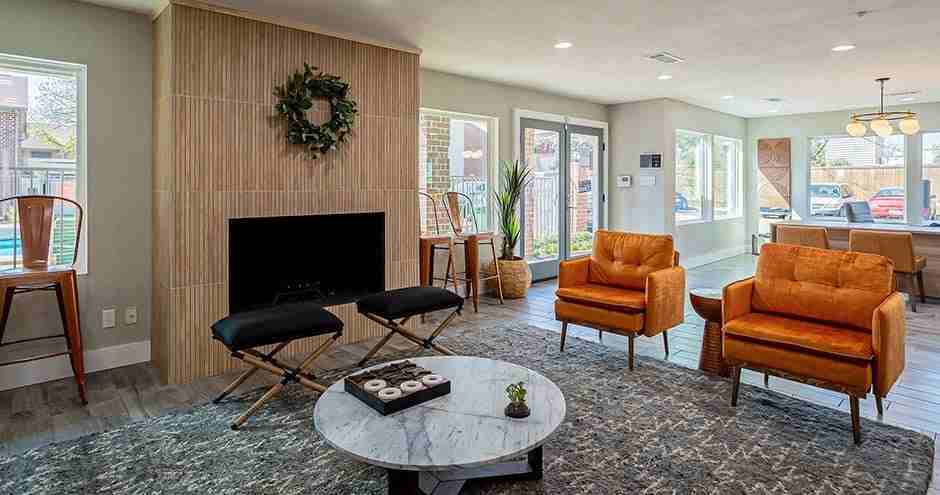 Brooksfield Apartments - Photo 7 of 21