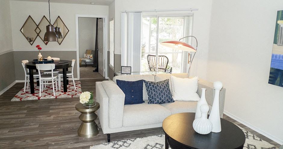 Promenade at Aloma Apartments - Photo 7 of 27