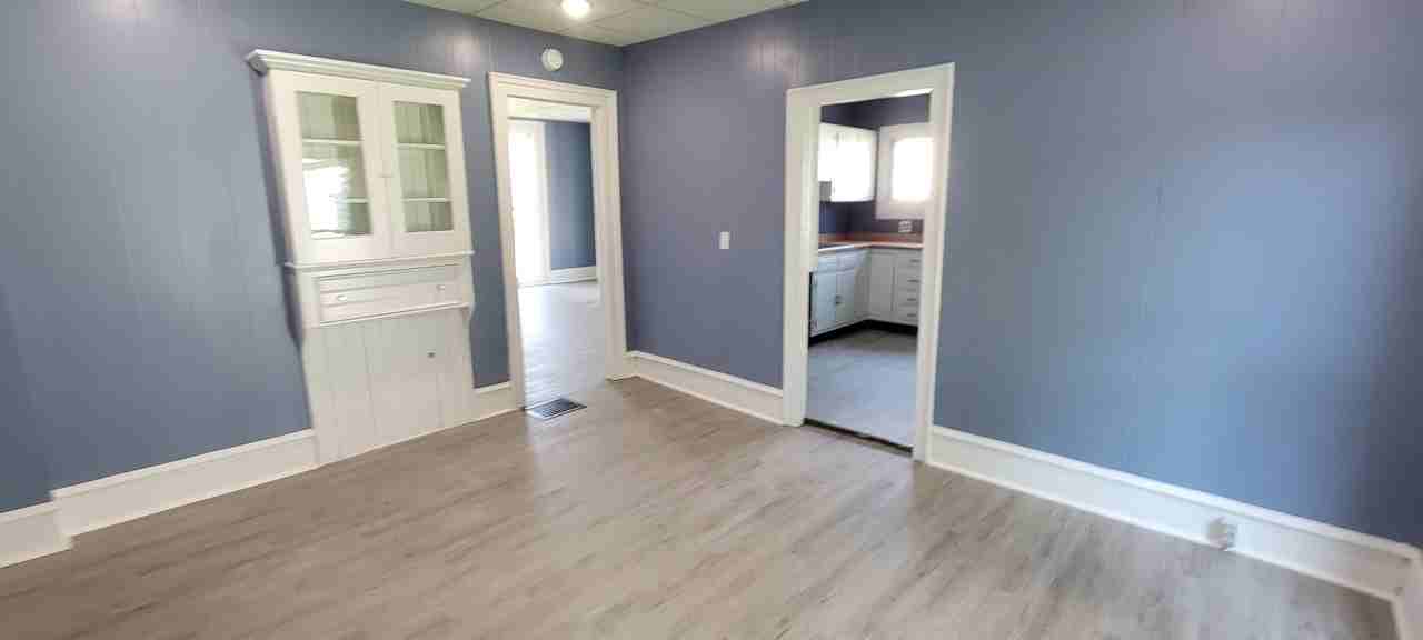 223 West Park Street #223 - Photo 3 of 8