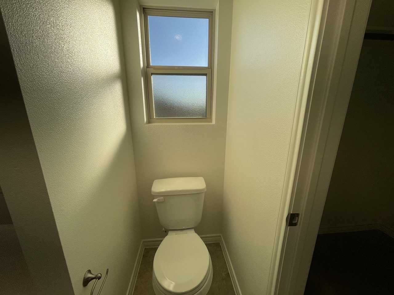 1804 Emma Naylor Ct #B - Photo 3 of 20