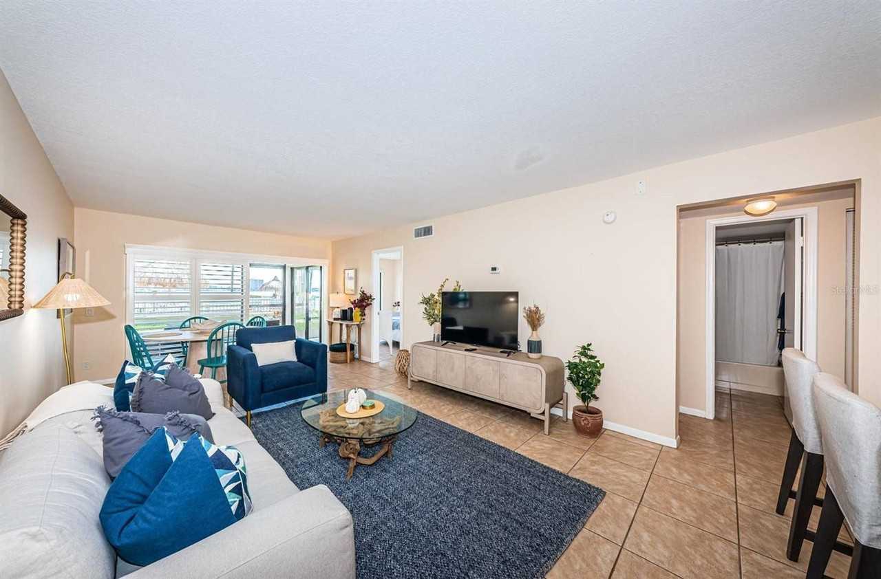 6268 Palma Del Mar Blvd S #102 - Photo 6 of 20