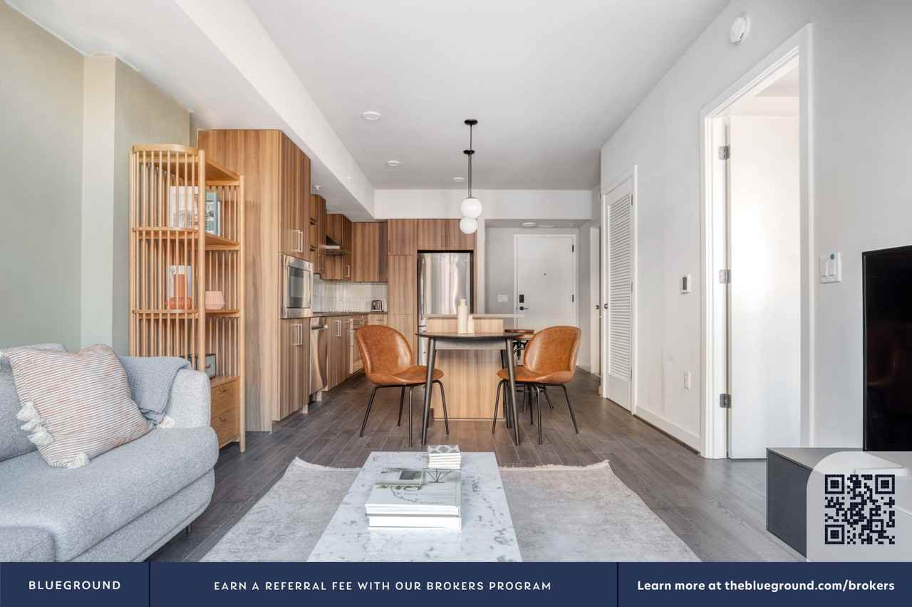 1122 N Hudson St #650 - Photo 5 of 44
