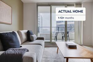 featured image of 850 N Randolph St #890