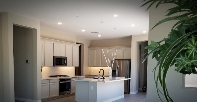 14039 West Desert Flower Drive - Photo 2 of 10