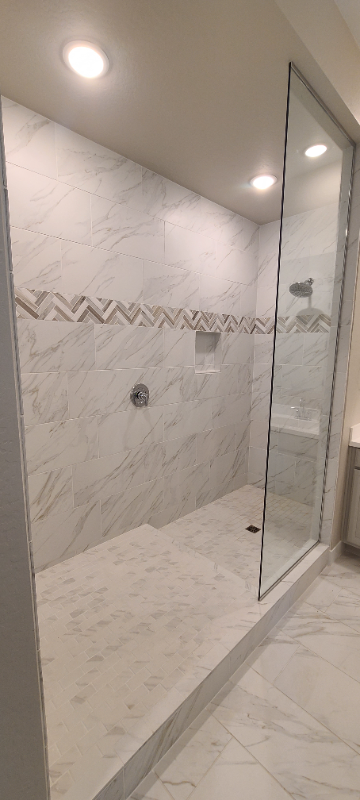 14039 West Desert Flower Drive - Photo 7 of 10