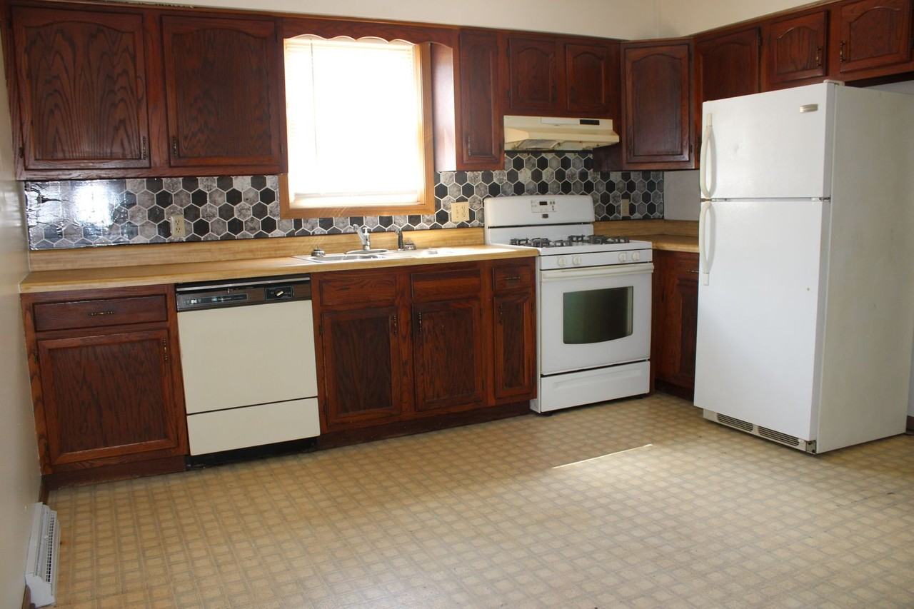113 Manchester St - Photo 2 of 12