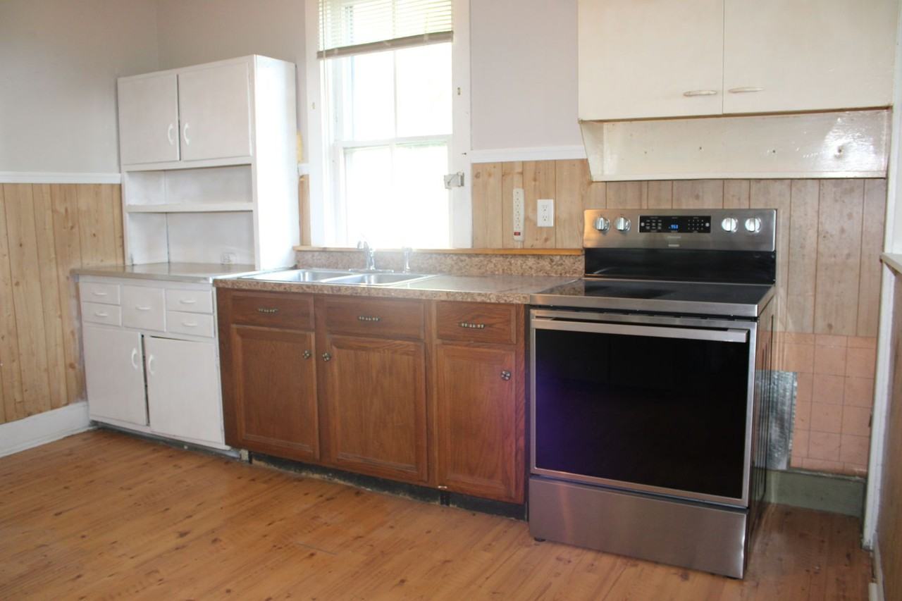 600 Church Rd - Photo 2 of 15