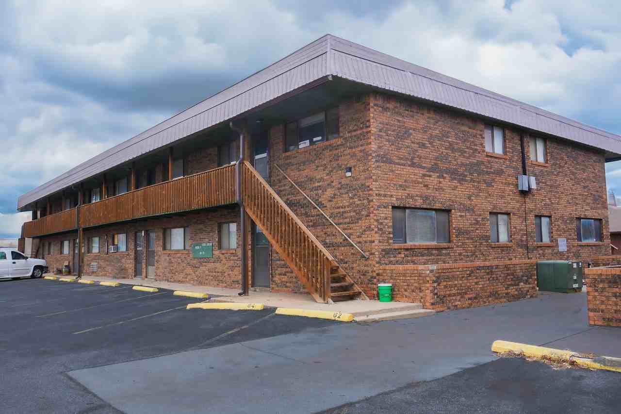 Valley View Apartments - Photo 5 of 12