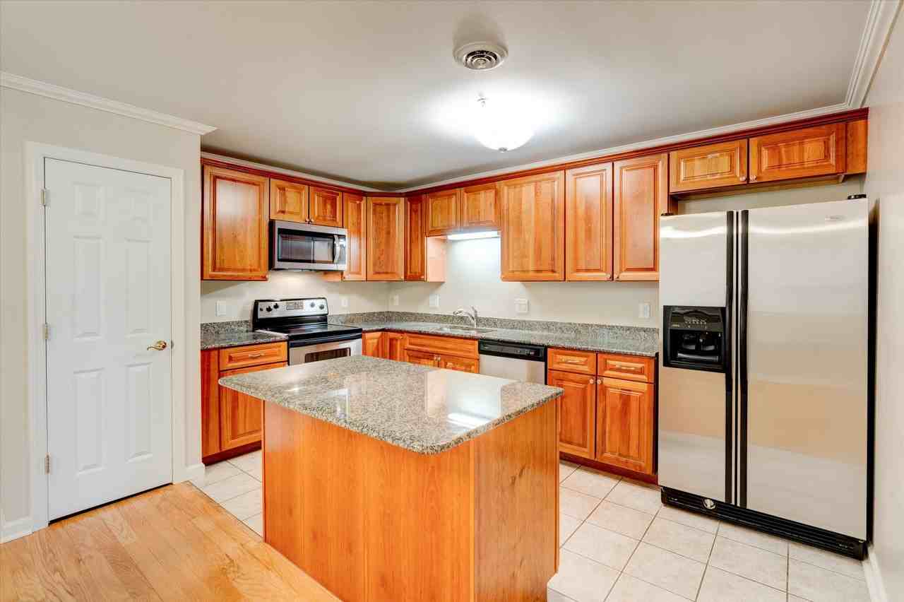 3 Country Club Dr #103 - Photo 4 of 40