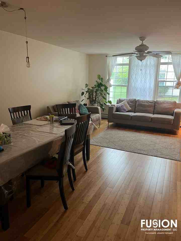 58 Stonington Cir - Photo 3 of 40