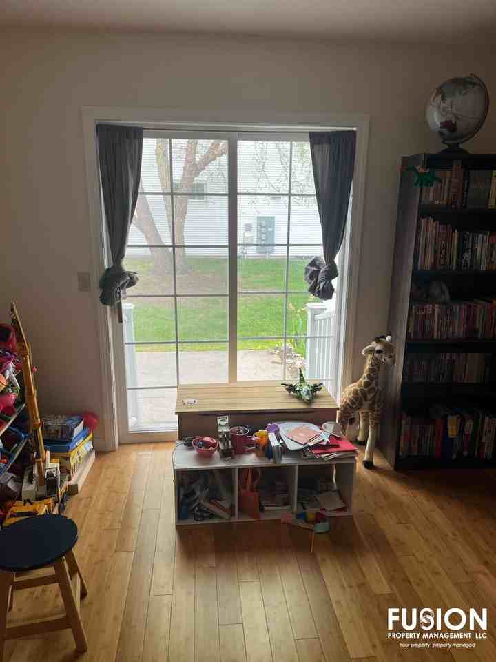 58 Stonington Cir - Photo 4 of 40