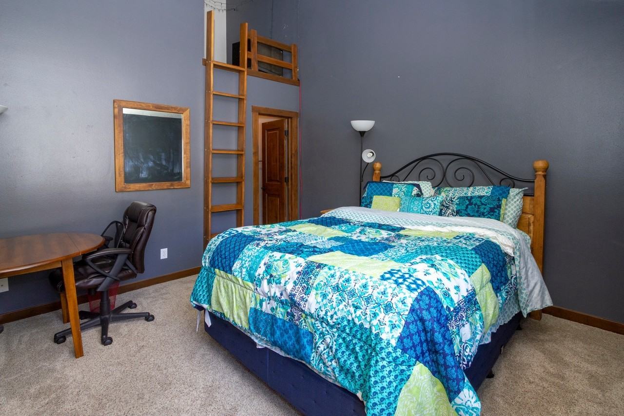 6748 Ryan Gulch Rd - Photo 7 of 26