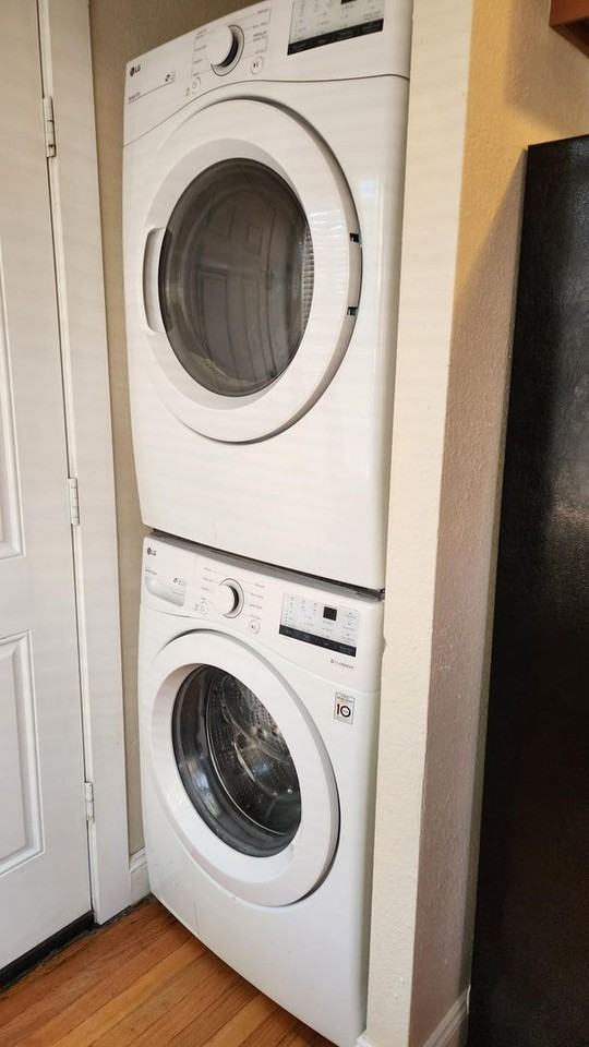 4839 Astral St - Photo 4 of 12