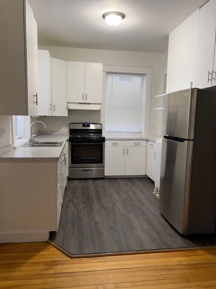 608 Ridgewood Ave - Photo 2 of 38