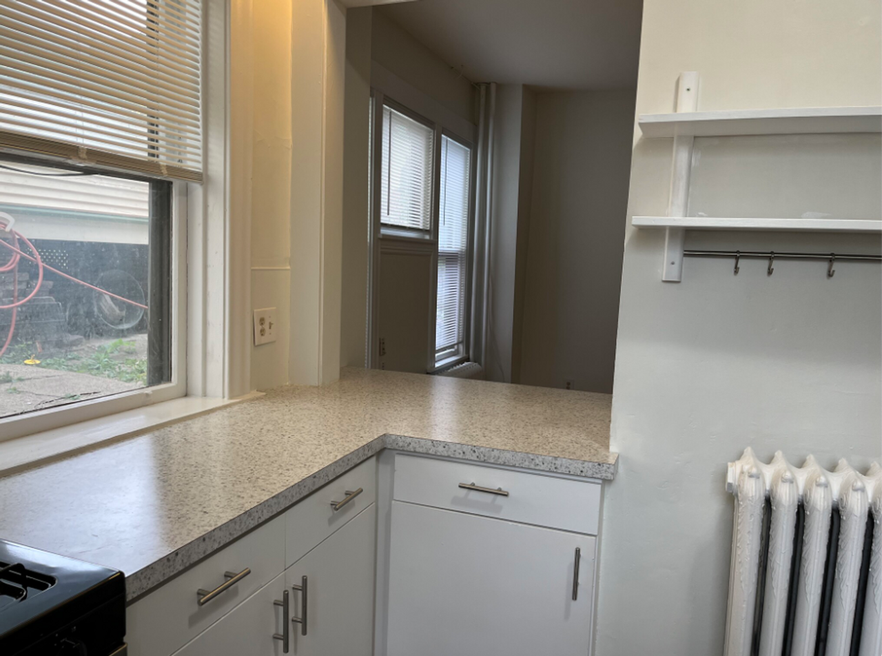 608 Ridgewood Ave - Photo 3 of 38