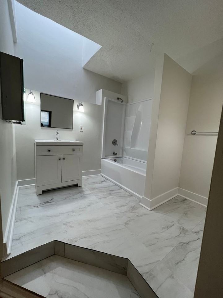 608 Ridgewood Ave - Photo 6 of 38