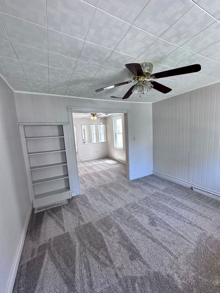 706 N 2nd Ave - Photo 4 of 30