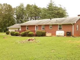 5635 Sandhill Dr - Photo 1 of 1