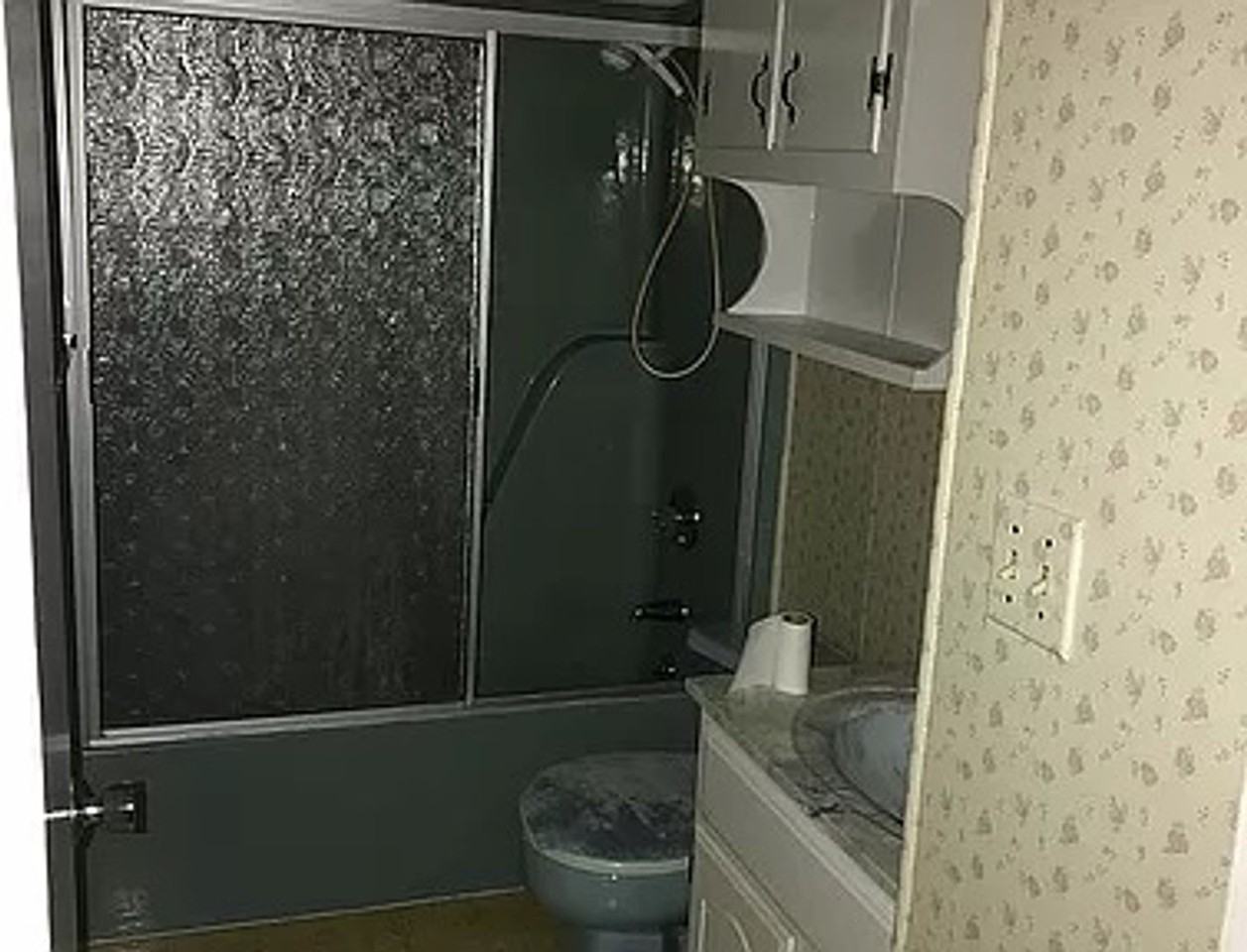 5635 Sandhill Dr - Photo 3 of 12