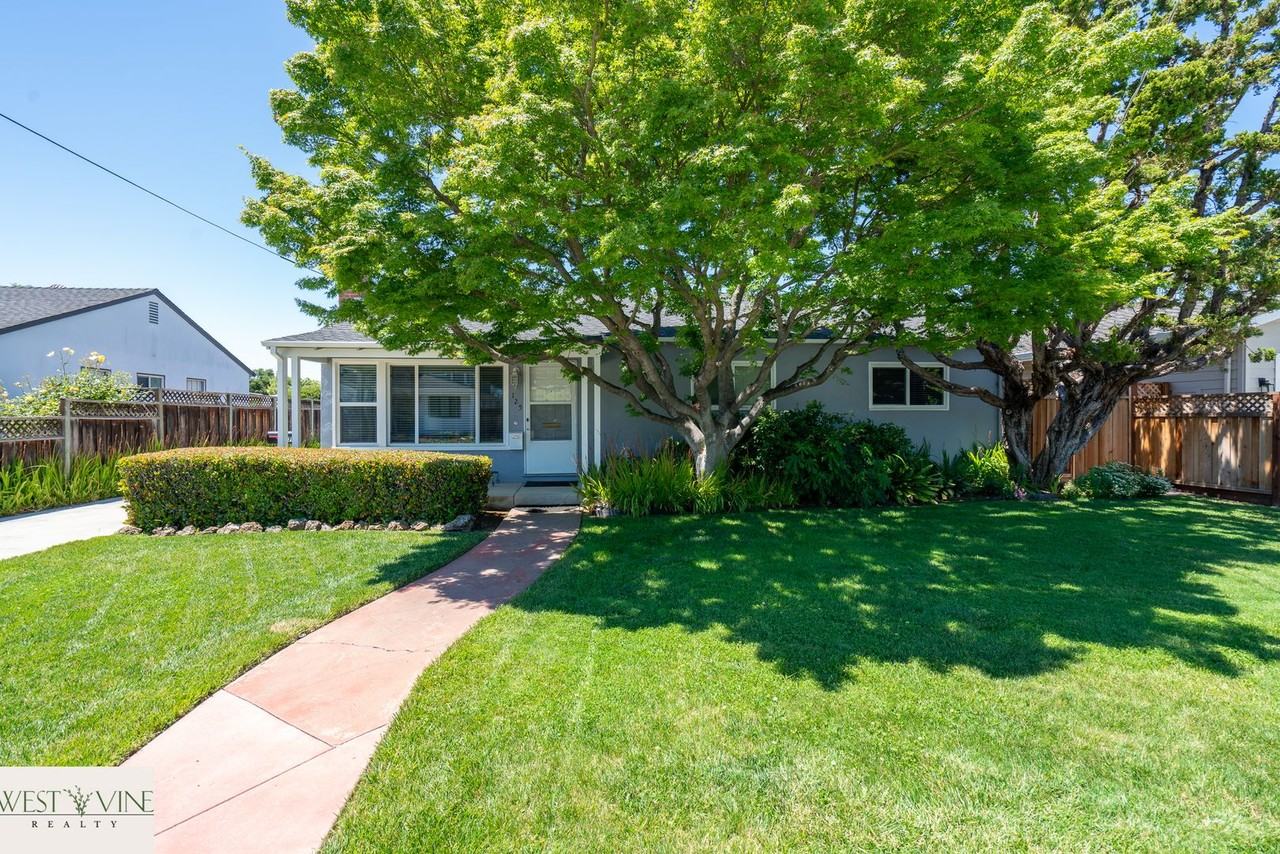 Douglane Apartments in The Old Quad, Santa Clara, CA 95050 Zumper