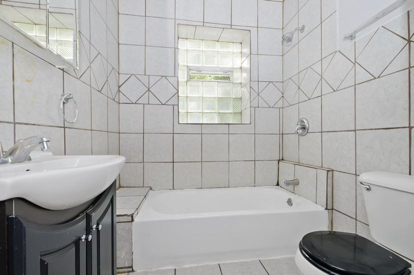 6158 S Albany Ave #2 - Photo 6 of 8