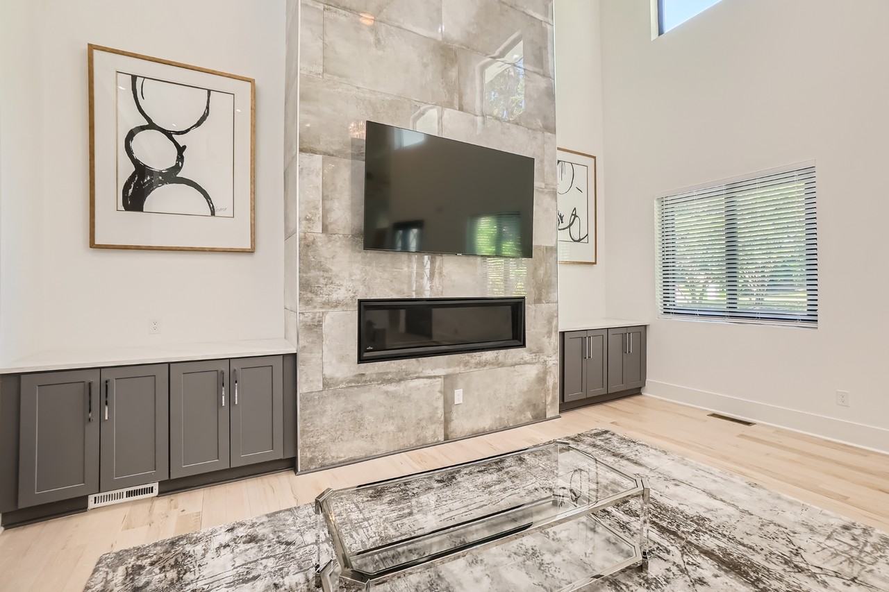 5285 Mount Vernon Pkwy #NA - Photo 4 of 36