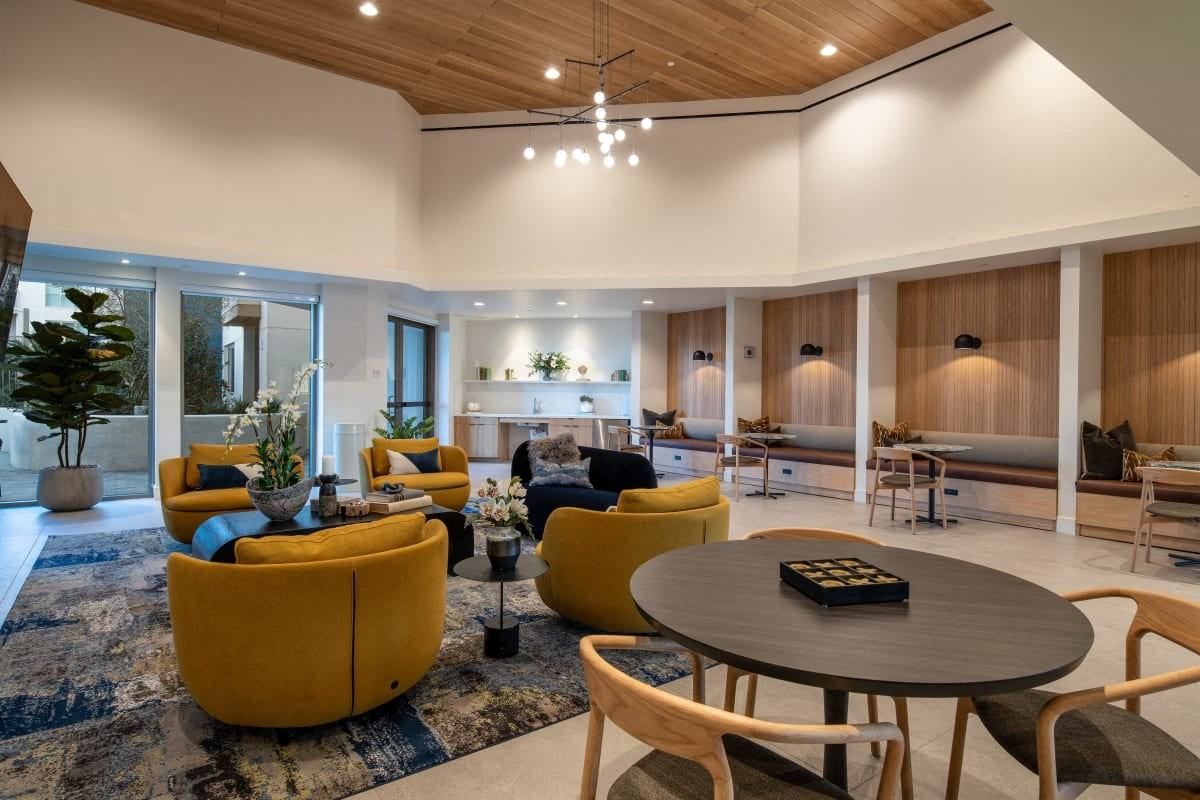 The Astra - Photo 5 of 31