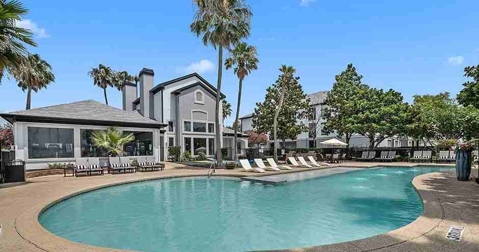 The Palms at Clear Lake Apartments - Photo 2 of 88