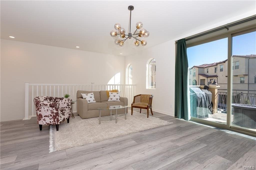 400 Coyote Pass - Photo 2 of 8