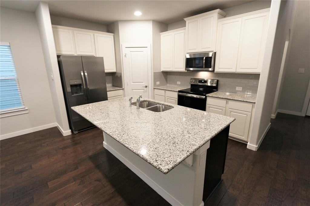 2313 Chebi Ln - Photo 2 of 19