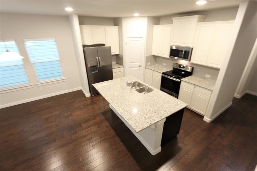 2313 Chebi Ln - Photo 3 of 19