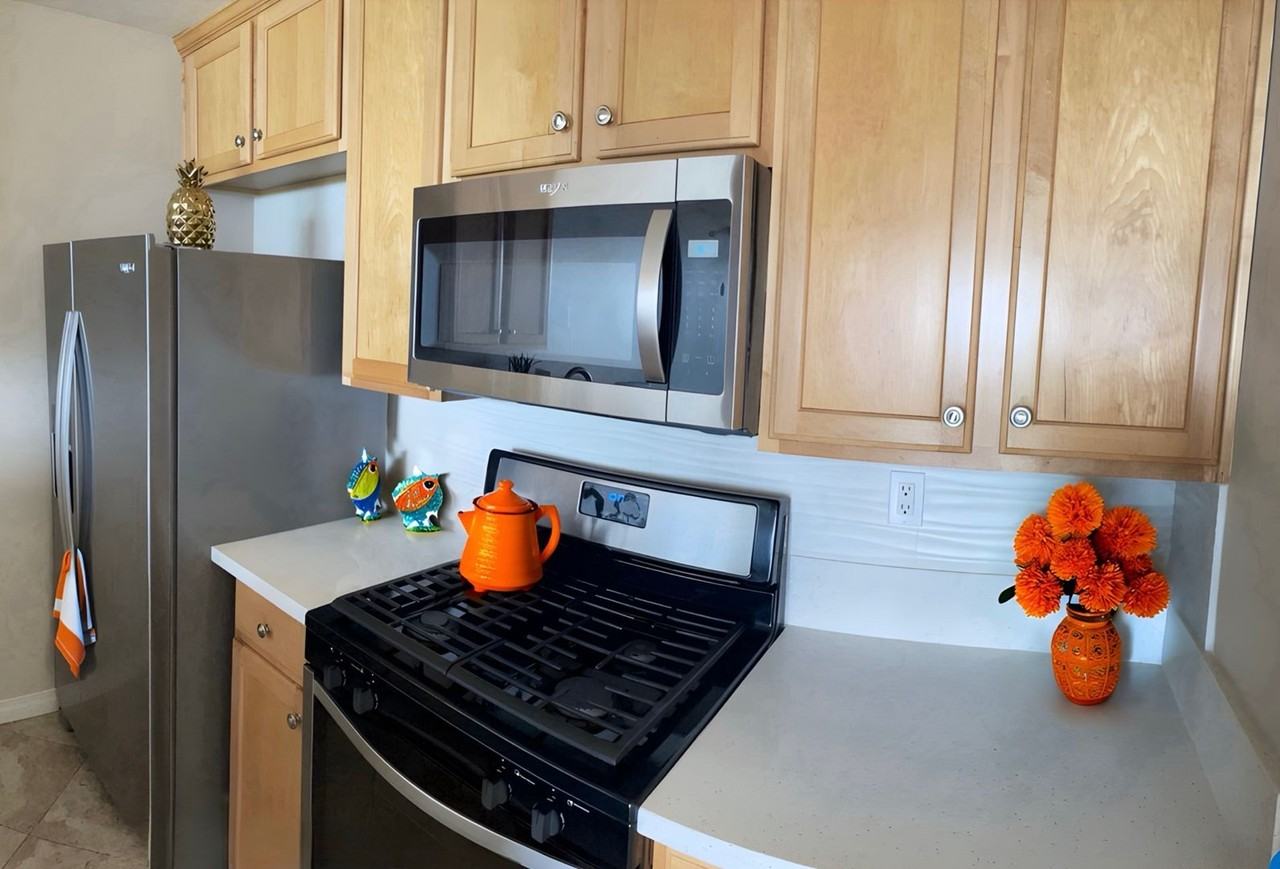 Sea Haven Apartments LLC - Photo 3 of 19