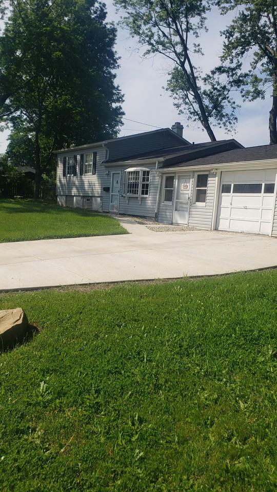 3676 Charring Cross Dr #1 - Photo 3 of 20